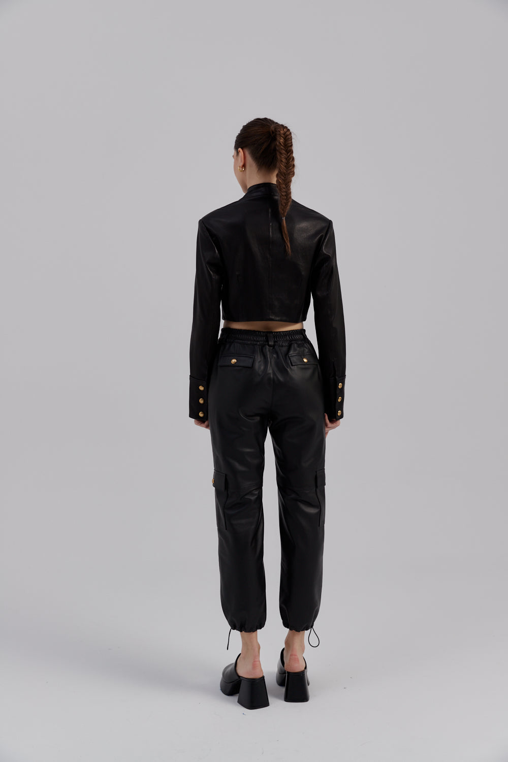 Dopasowana kurtka ze skóry / czarna