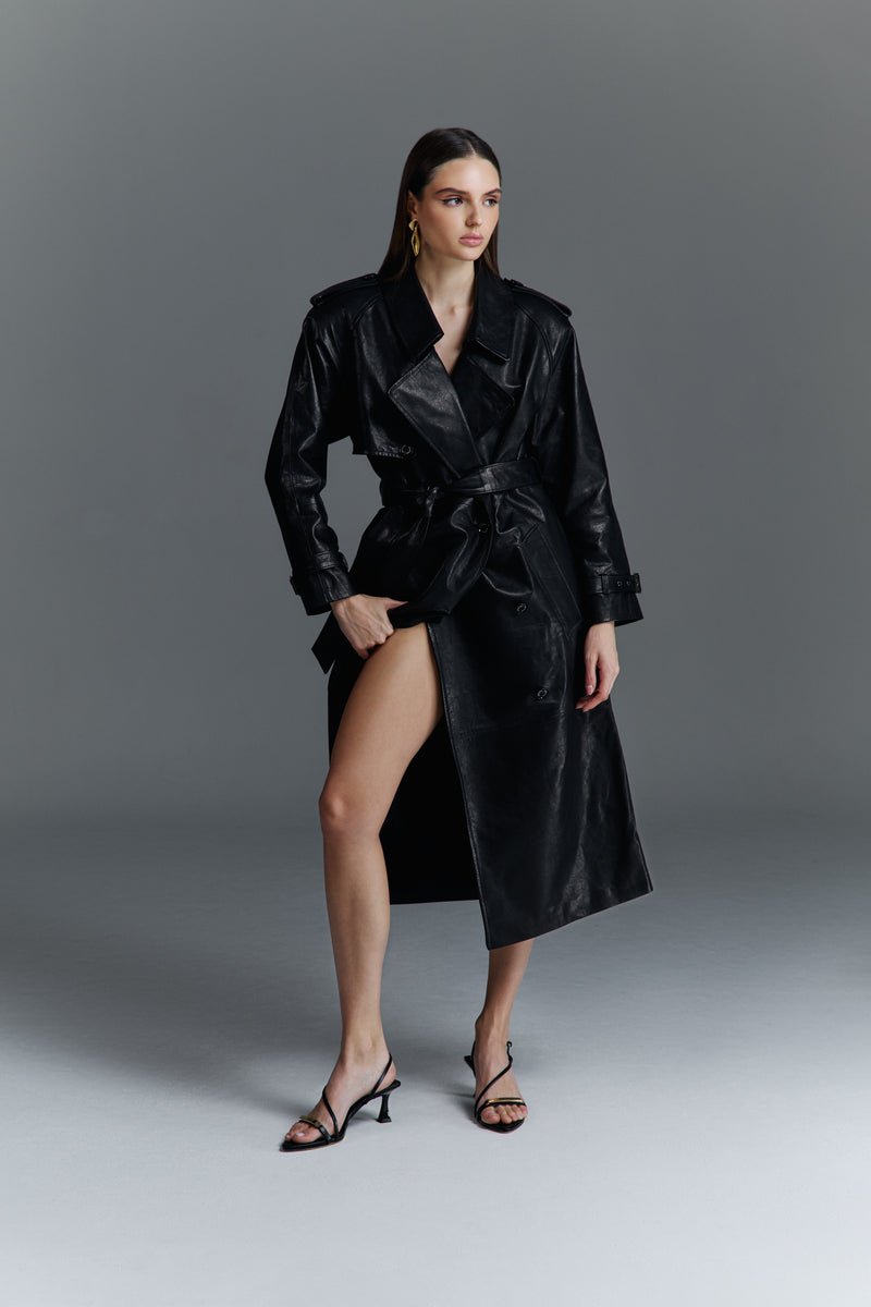 Płaszcz z poduszkami Daniel / czarny