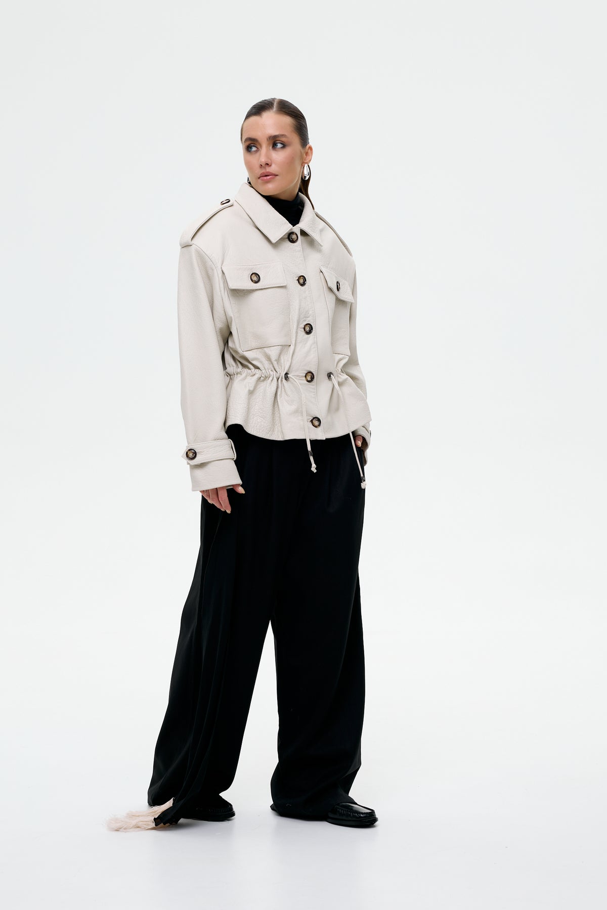 Kurtka Judith / white texture