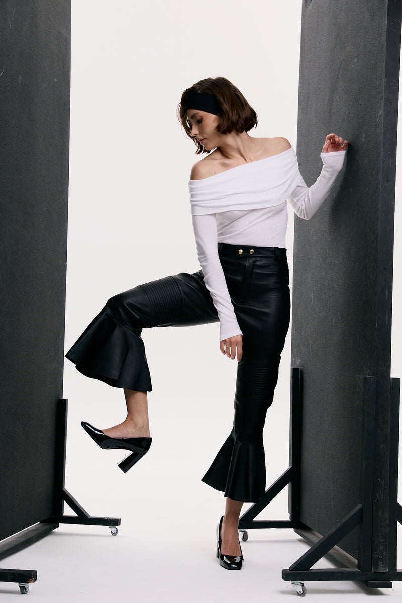 Spodnie z falbaną Eve / czarne