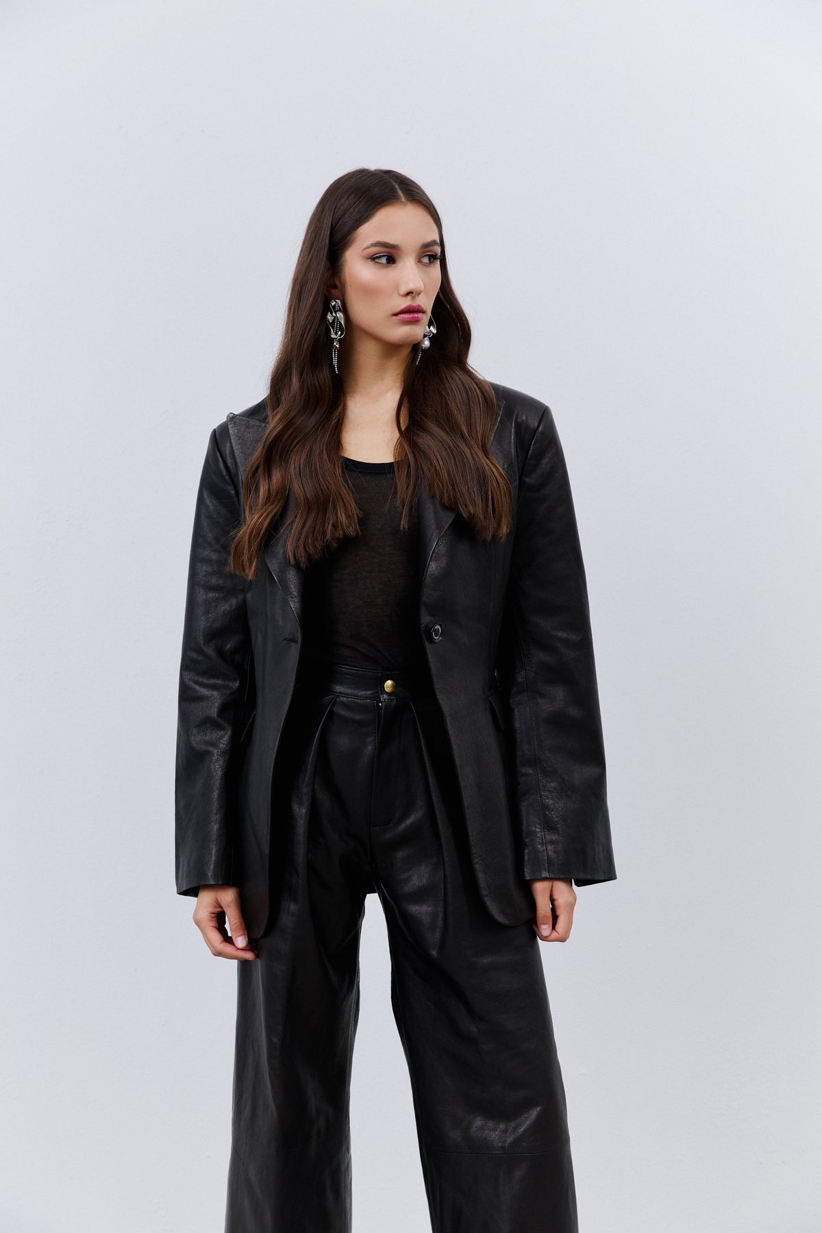 Spodnie z zakładkami / czarne II