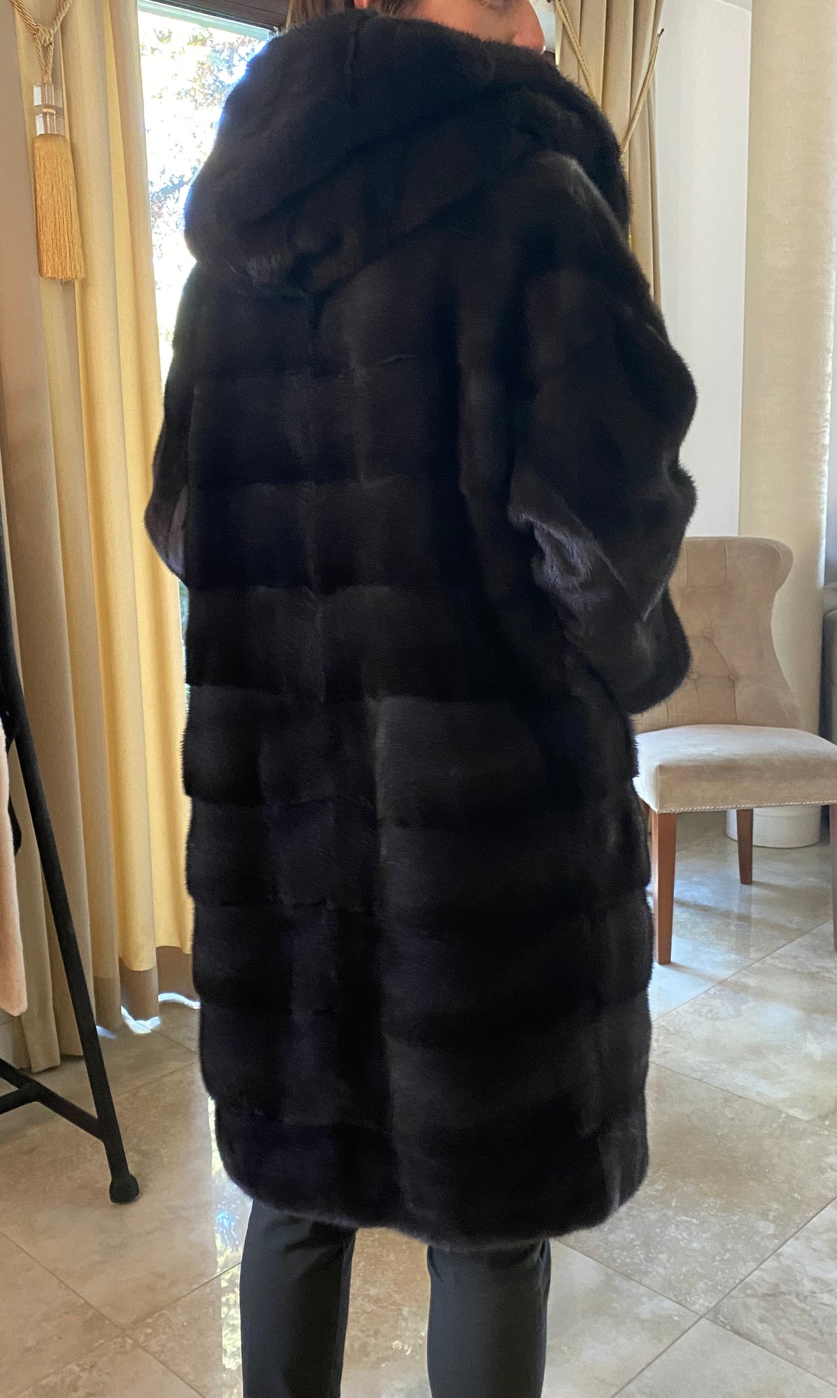 Futro z norek z kapturem / aurora