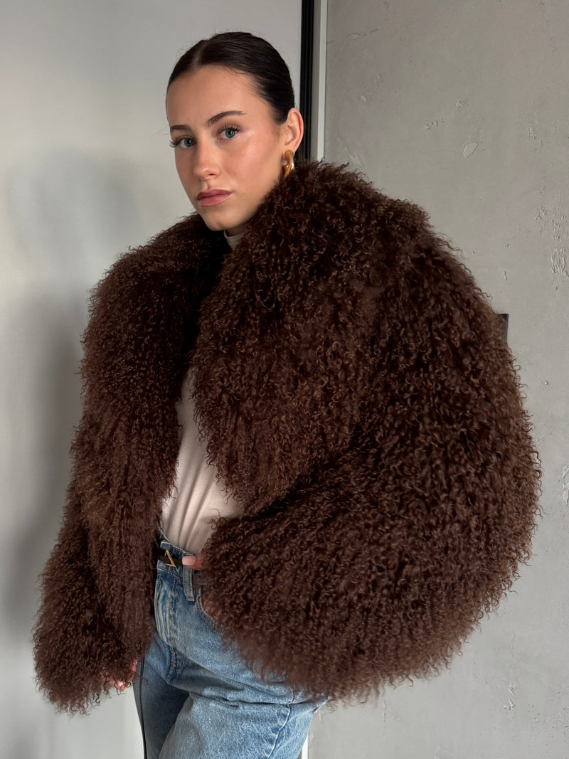 Kożuch lama z kołnierzem / czekolada