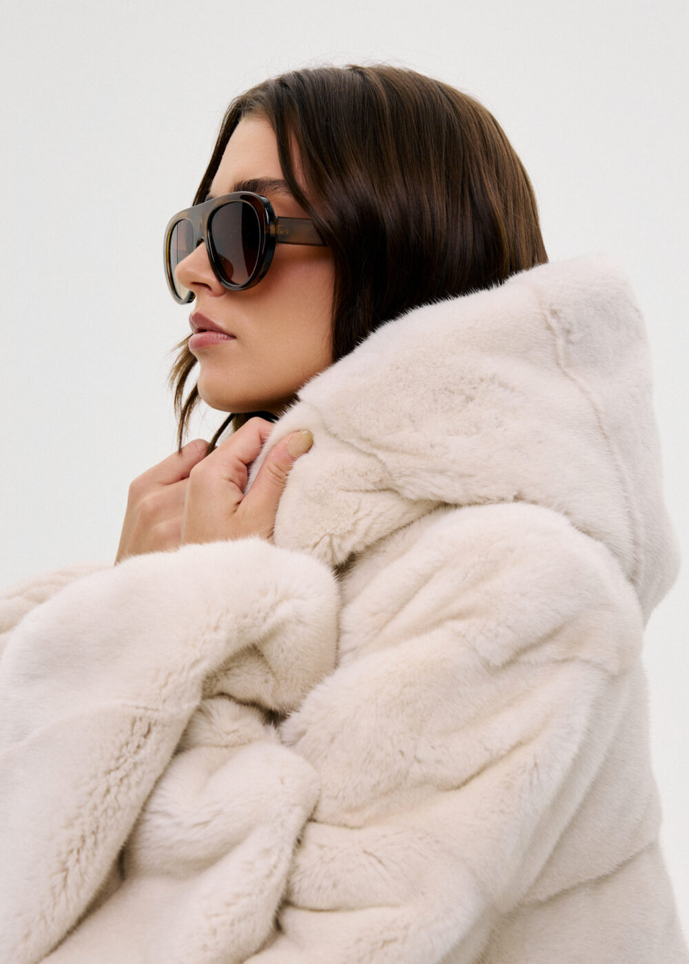 Futrzany bomber / pearl - obrazek 4